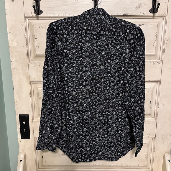 PRADA [Milano] Men's Black Floral Button Front Shirt Size XL/16 1/2 - Picture 2 of 10